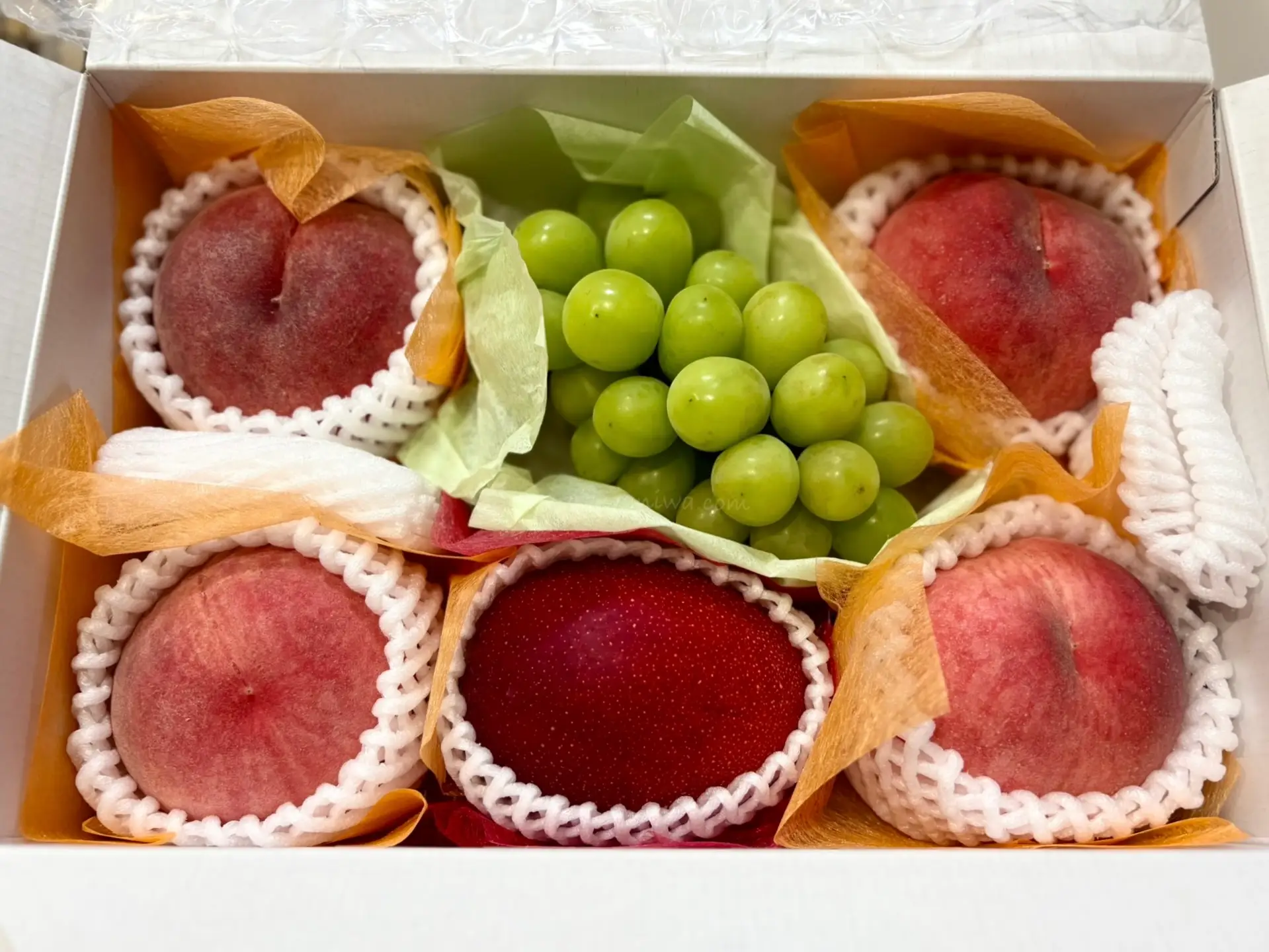 高級フルーツの詰め合わせ